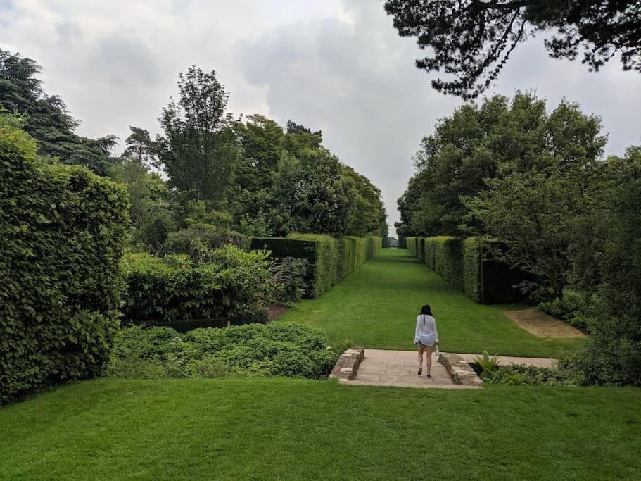 Baker'S Cottage, Urban Spa And Garden Bar 이브샘 외부 사진